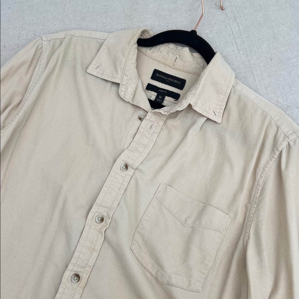 Banana Republic Light Cream Men's Casual Button-Down Shirt